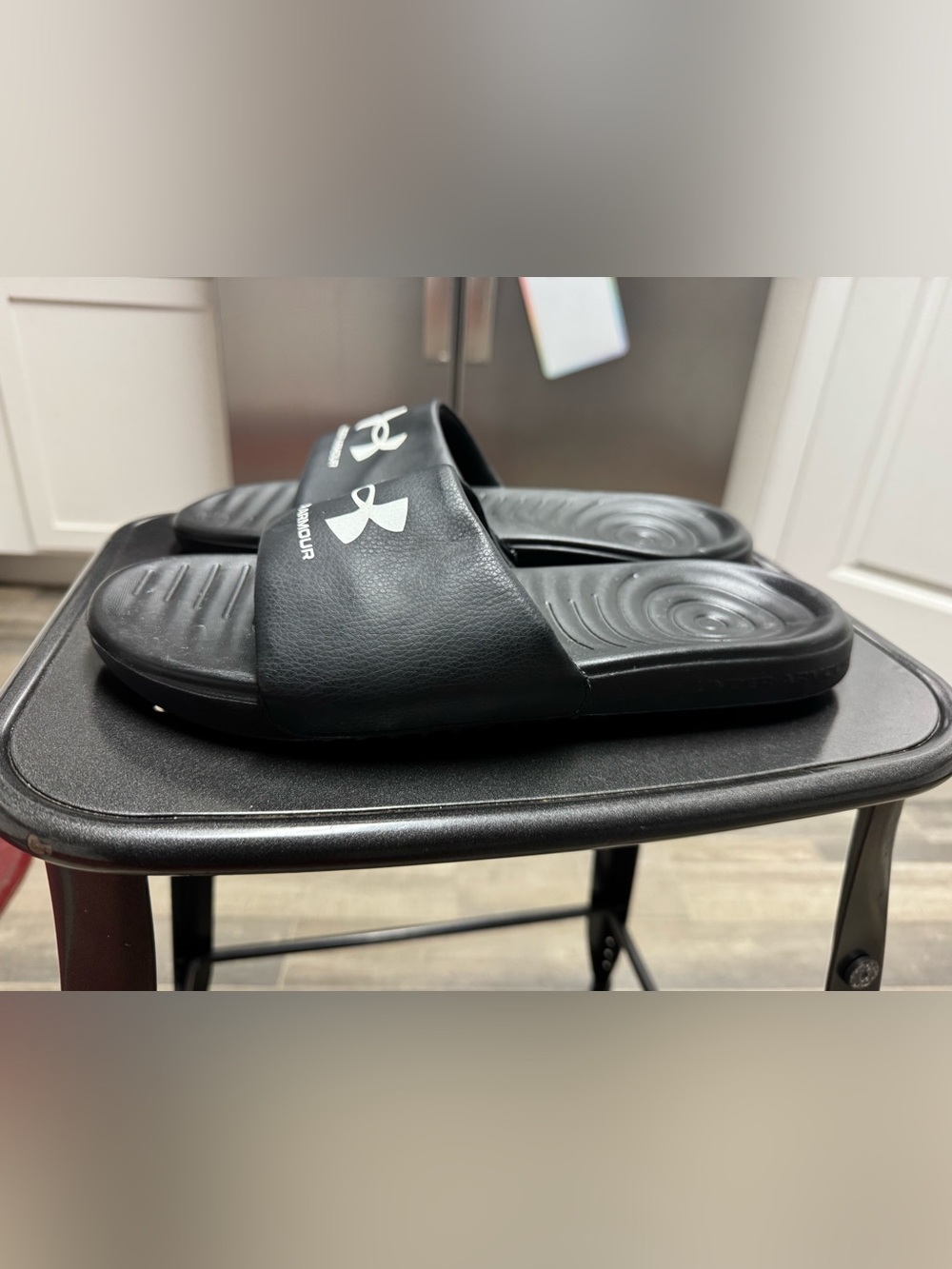 Under Armour Black Logo Slide Sandals size US-10/UK-9/EU-44 Slip-On Minimalist